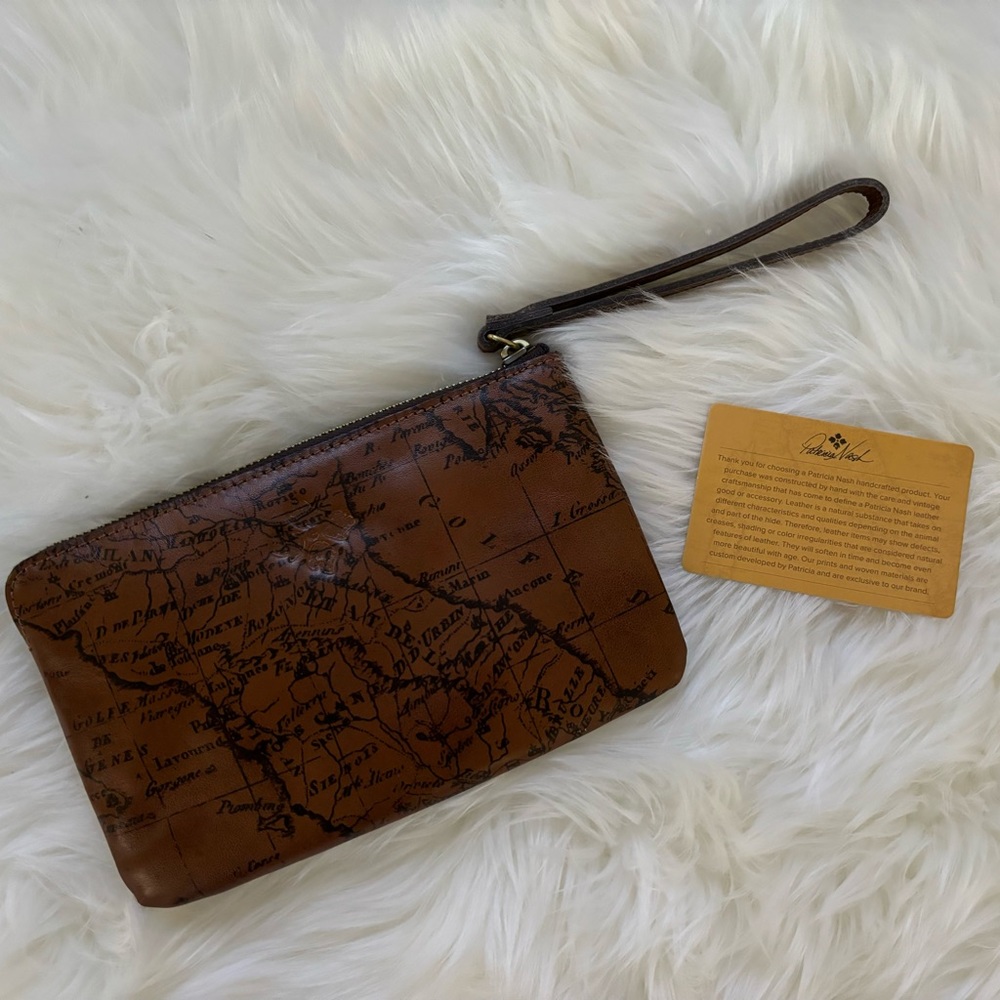 Patricia Nash wristlet